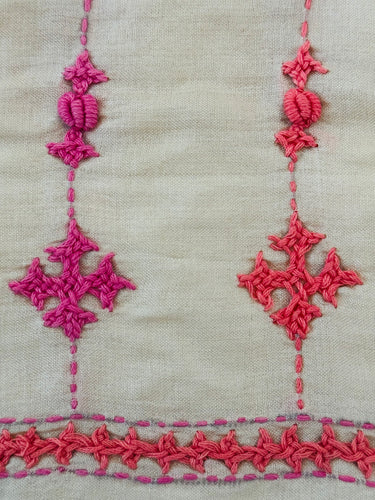 Lightweight Kutch Embroidery Pure Tussar Silk Saree | Off White | Gujarati Hand Embroidery | Ships from California